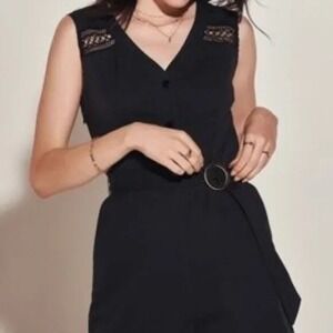 JNSQ Erin Jumpsuit Romper Size 4 Black Belted NWT $69 Pockets Je Ne Sais Quoi